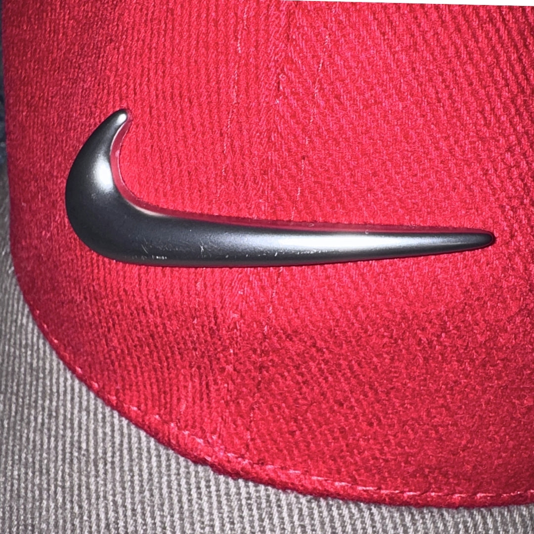 Nike Chrome Swoosh Ying Yang Hat Red