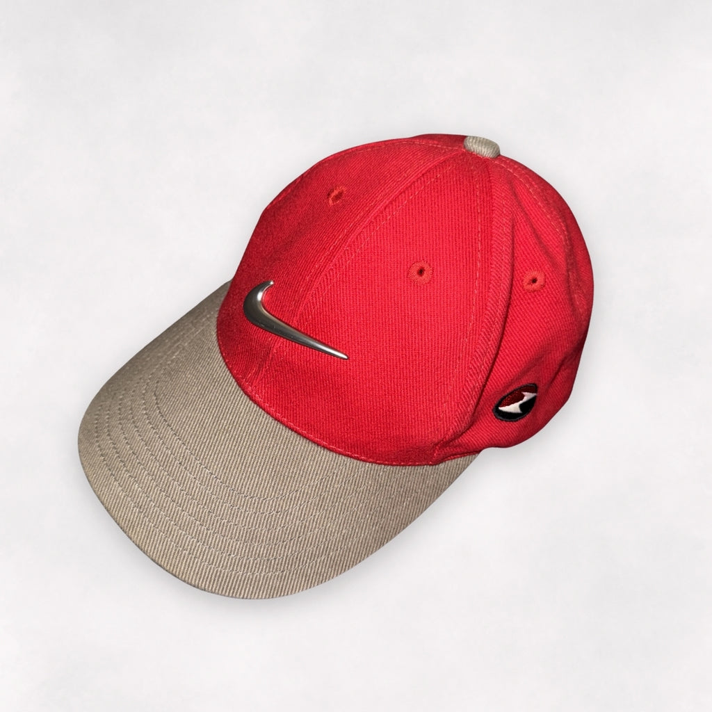Nike Chrome Swoosh Ying Yang Hat Red