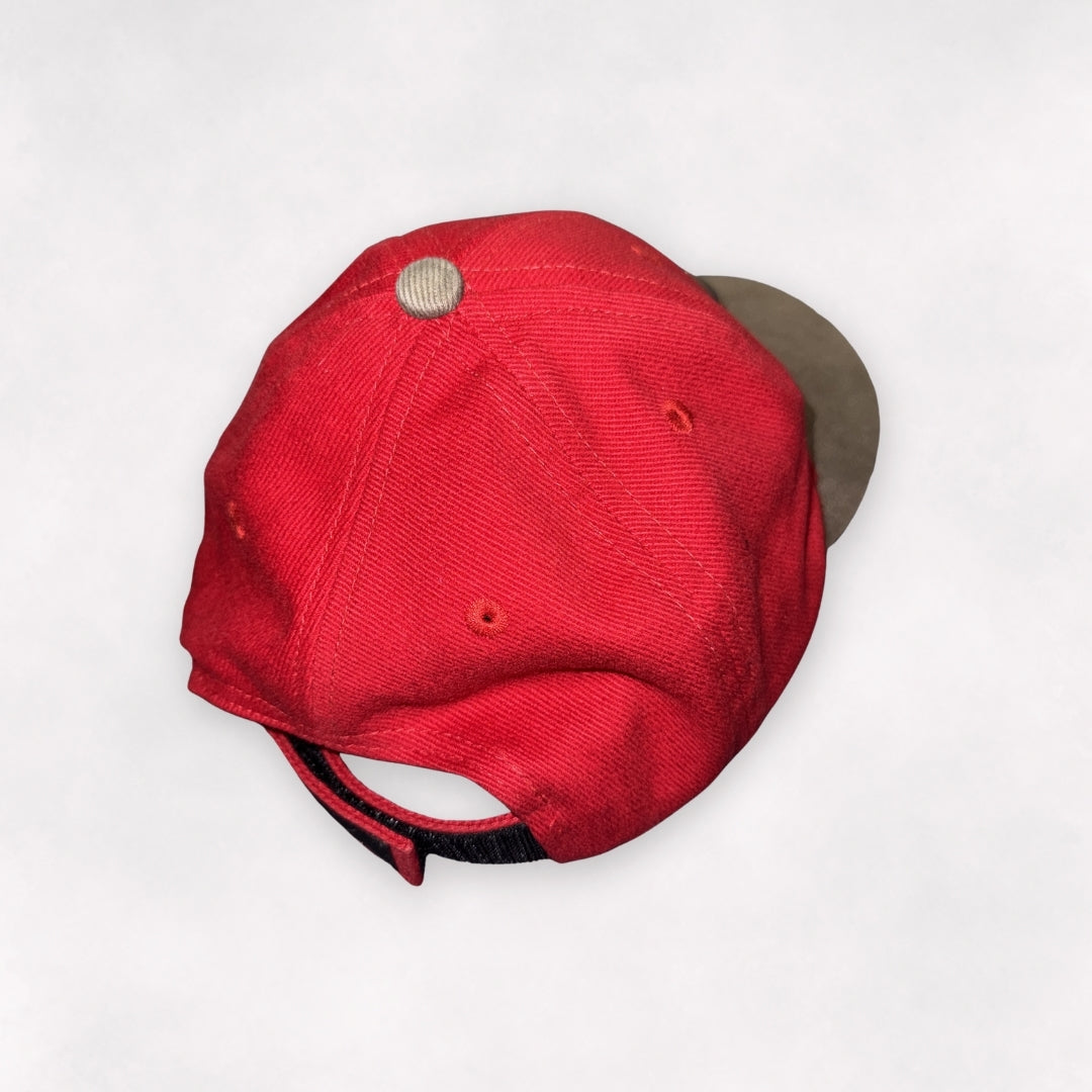Nike Chrome Swoosh Ying Yang Hat Red