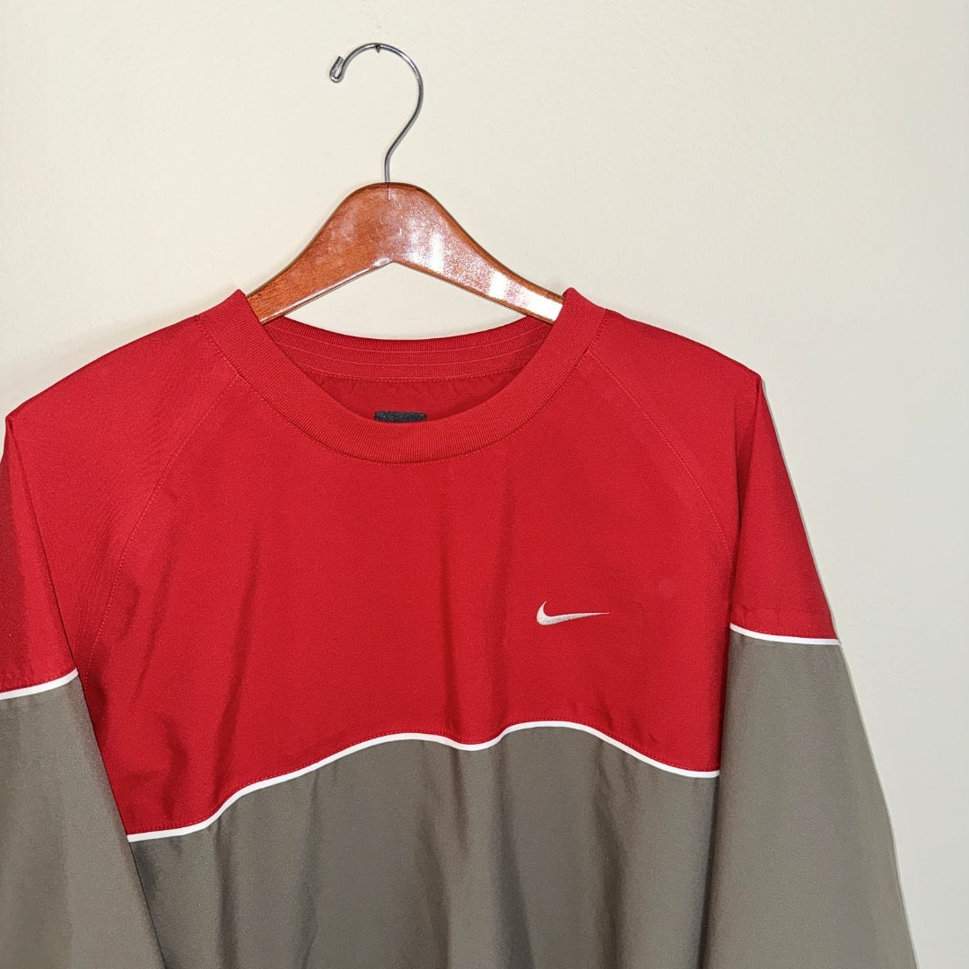 Nike Yin Yang Sportek Waterproof Windbreaker